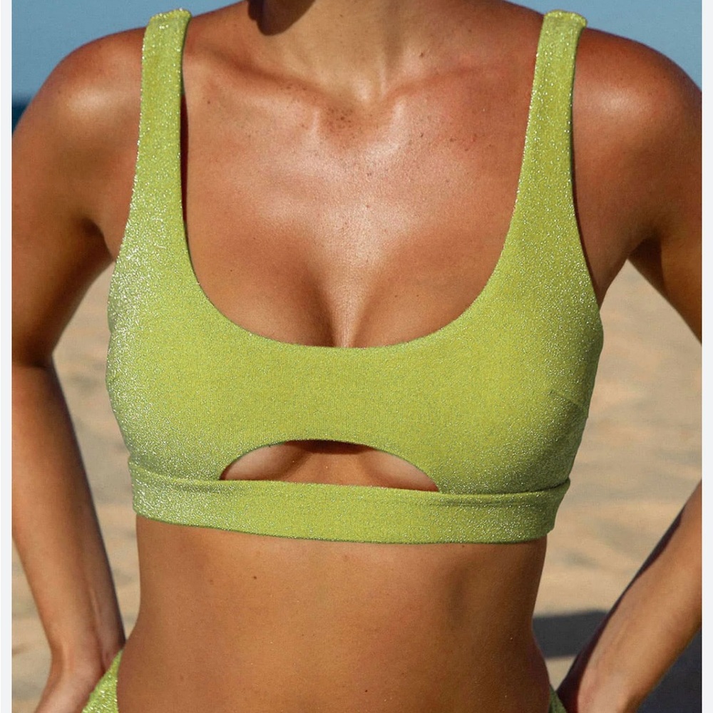 Green Minimalist Bikini Top Swimwear